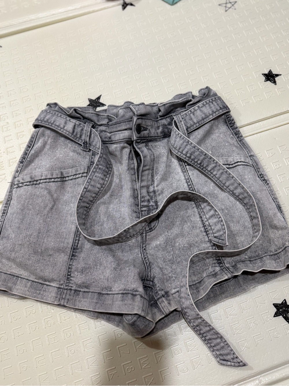Universal Thread Gray Paperbag Waist Denim Shorts with Tie Belt
